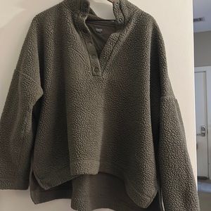 Green Aerie Fleece half button-up